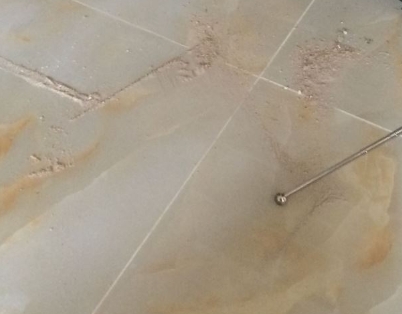 上海瓷砖空鼓维修公司分享粘合剂选择不当在瓷砖铺贴过程中可能导致以下问题